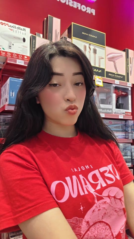 Post 3 by Mayte Aguilar on TikTok (video)