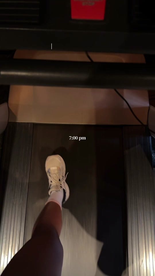 Post 8 by Mia Min on TikTok (video)