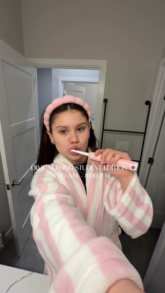 Post 1 by DaisyLeon on TikTok (video)