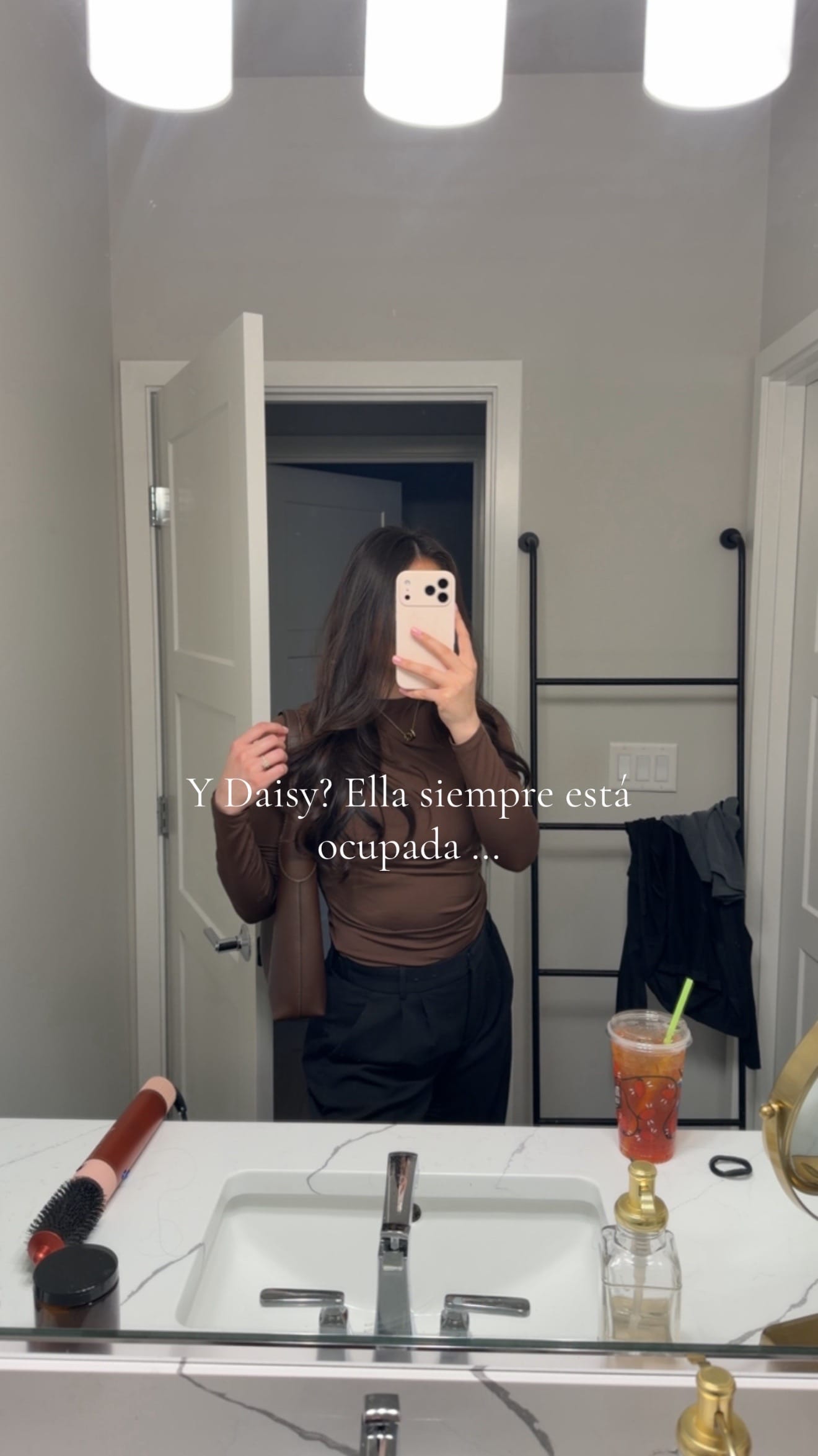 Post 3 by DaisyLeon on TikTok (video)