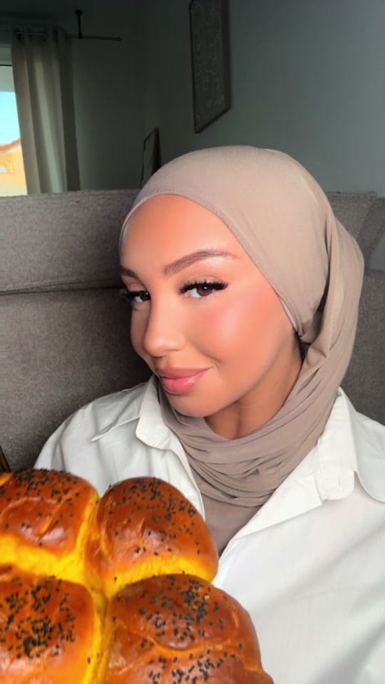 Post 10 by Inès 🩵☁️ on TikTok (video)