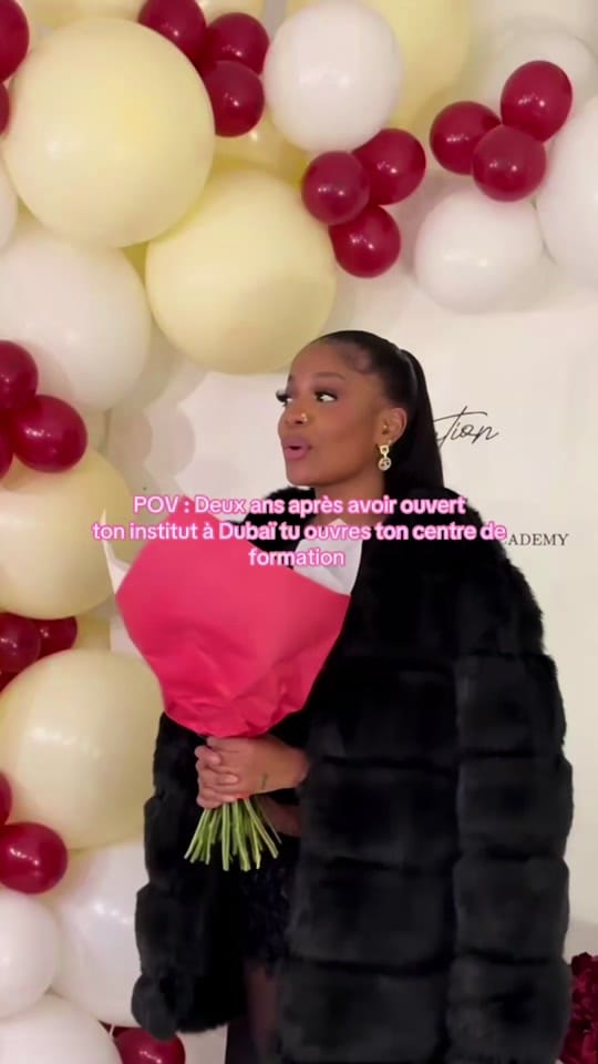 Post 7 by ELONAILS | ELOSTUDIO on TikTok (video)