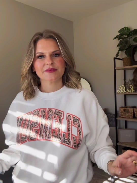 Post 5 by Brittany Cole Hender on TikTok (video)