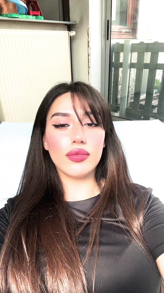 Post 1 by 𝓢 𝓮 𝓵 𝓵 𝔂 🎀 on TikTok (video)