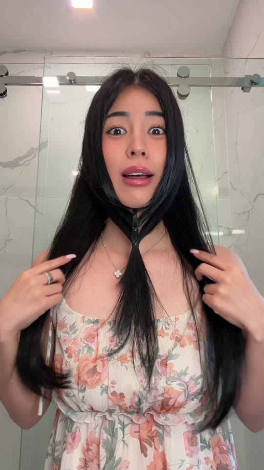 Post 4 by leona on TikTok (video)