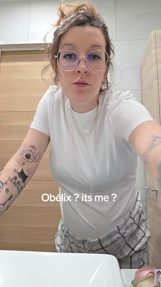 Post 4 by Les Jolis Ongles de Sophie 🥔 on TikTok (video)