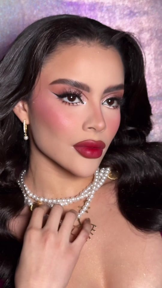Post 3 by Adriana Miramontes on TikTok (video)