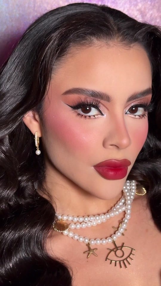 Post 4 by Adriana Miramontes on TikTok (video)