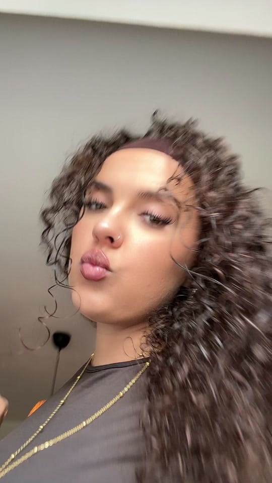 Post 2 by Leona🐚🫧🤍 on TikTok (video)