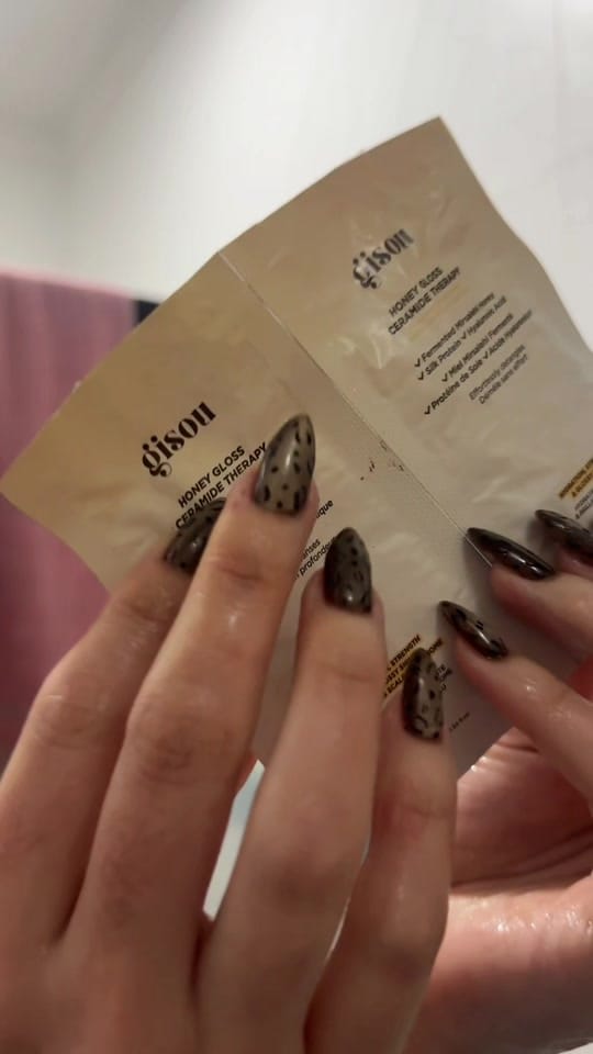 Post 3 by Marina Beauty on TikTok (video)