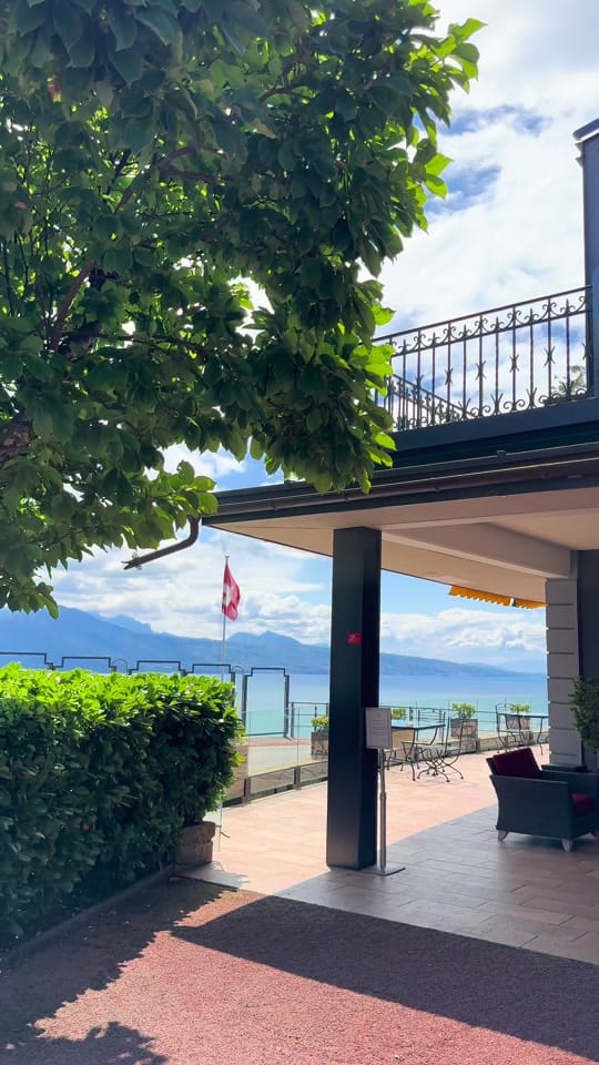 Post 5 by Jenny Muka on TikTok (video)