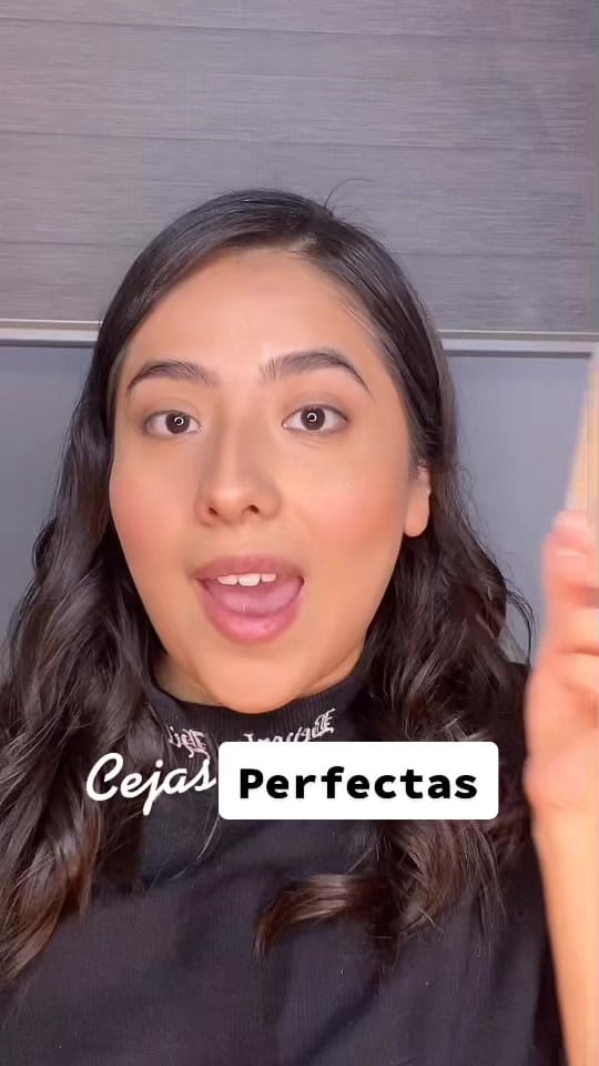 Post 2 by Esme Navarro on TikTok (video)