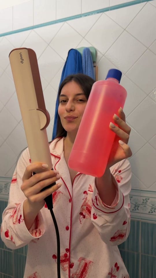 Post 6 by Eleonora Anzaldi on TikTok (video)