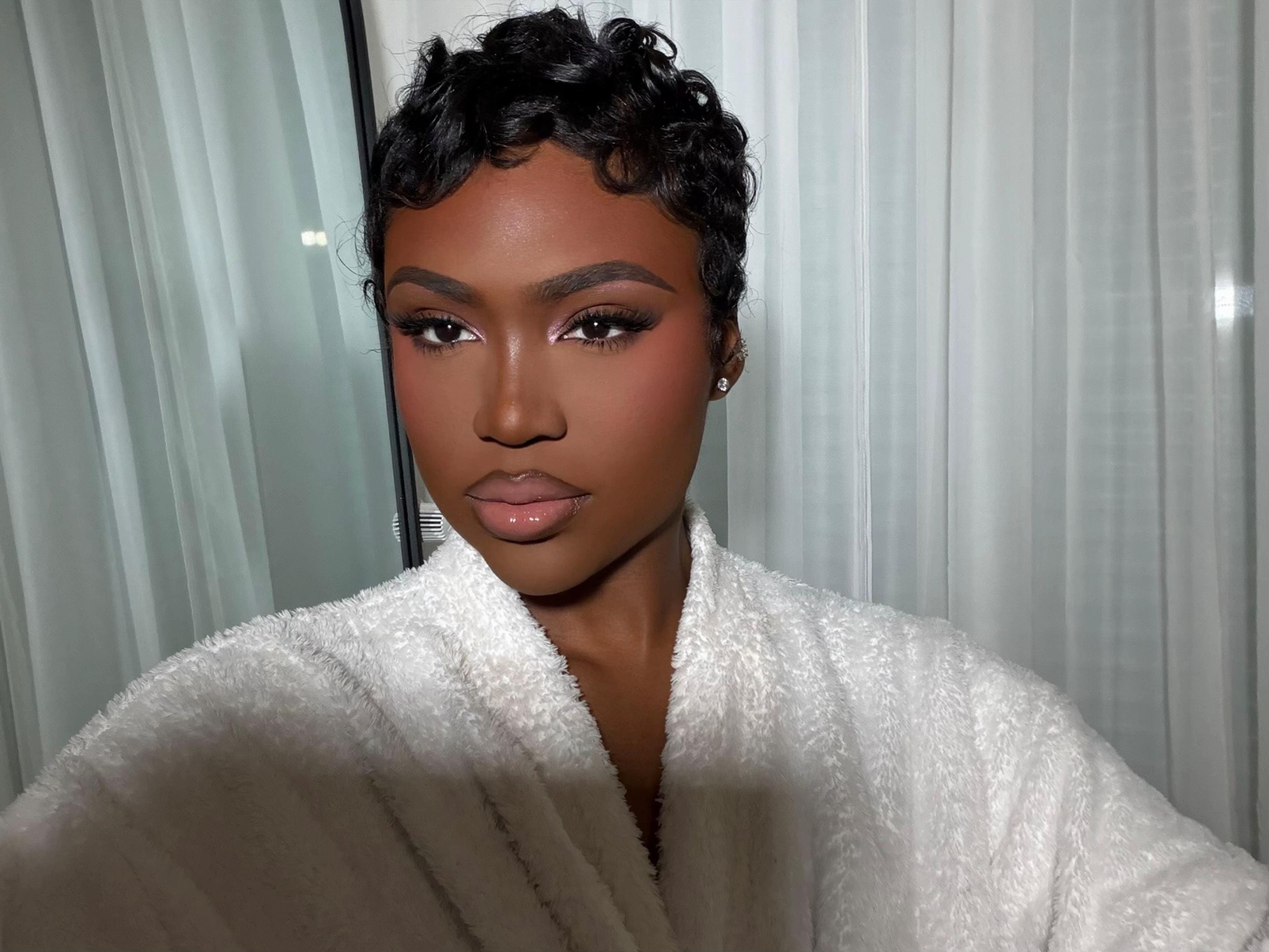 Post 6 by Rebecca on TikTok (video)
