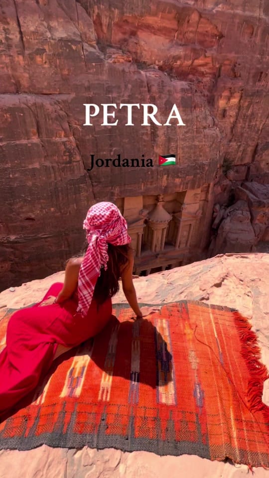Post 8 by Ale TraveLiving 🌎 on TikTok (video)