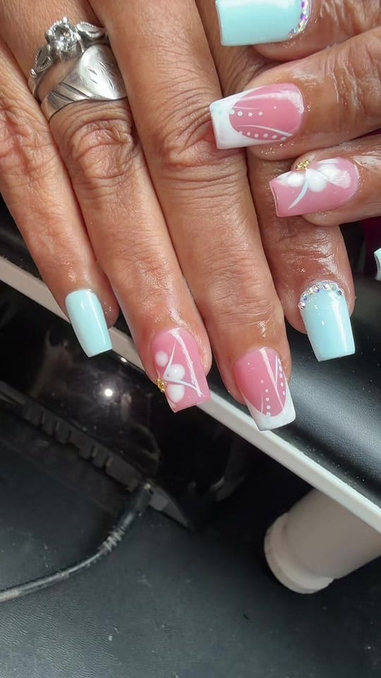 Post 7 by 🌸ÐM Nail studio💅🌸 on TikTok (video)