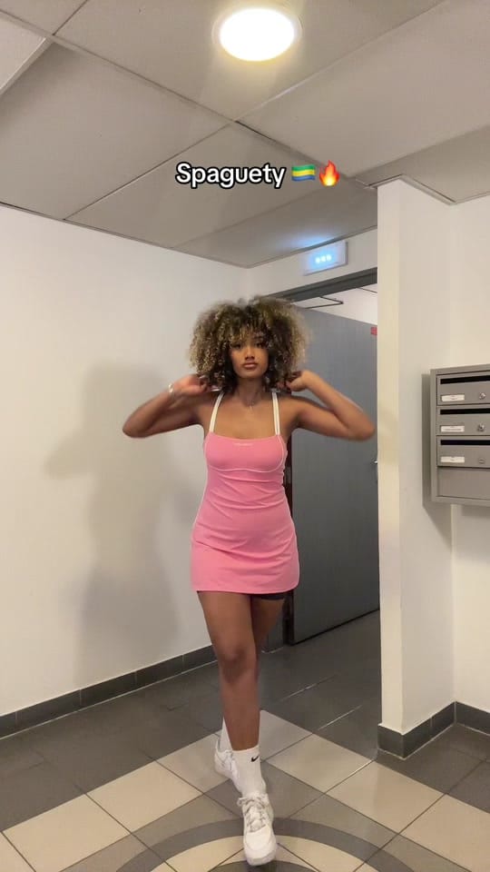 Post 1 by Sottani on TikTok (video)