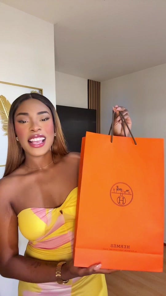 Post 8 by M I R A 🤍 on TikTok (video)