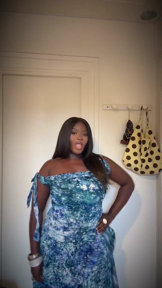Post 4 by 𝗙 𝗔 𝗧 𝗠 𝗔 on TikTok (video)