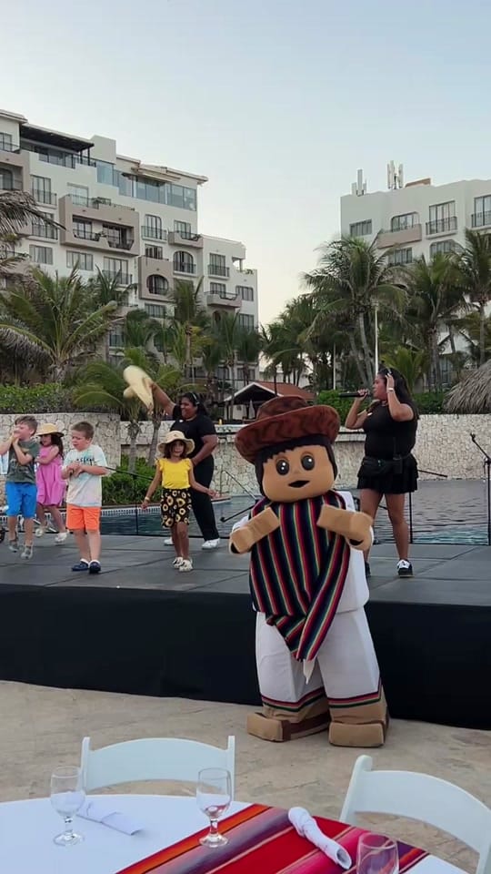 Post 5 by Fiesta Americana CondesaCancún on TikTok (video)