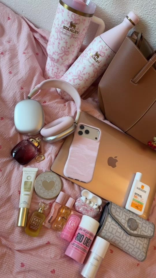 Post 2 by Nasrine Bello on TikTok (video)