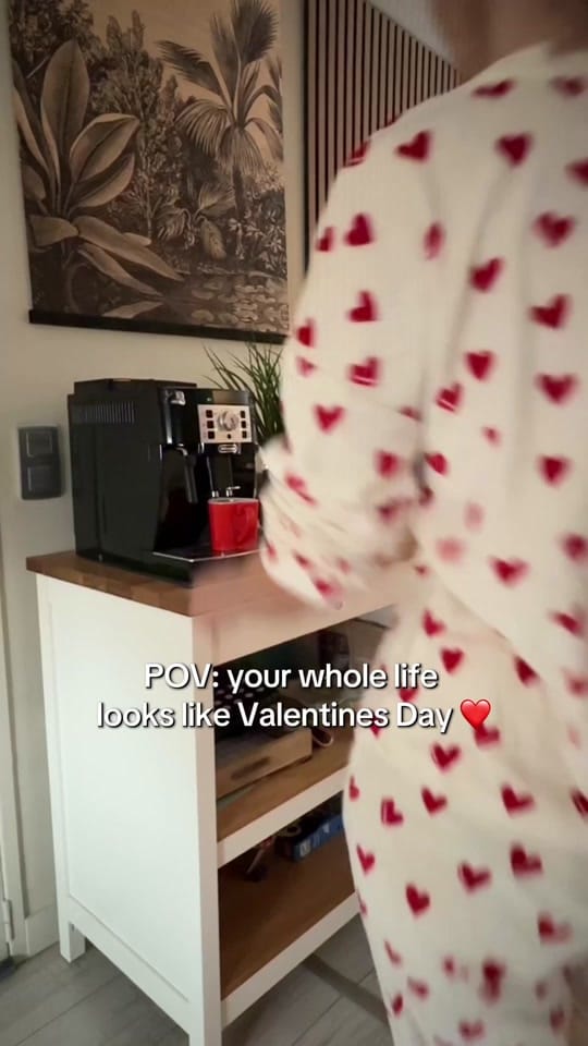 Post 6 by Yves Rocher on TikTok (video)
