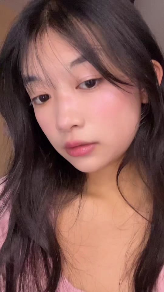 Post 2 by yuna on TikTok (video)