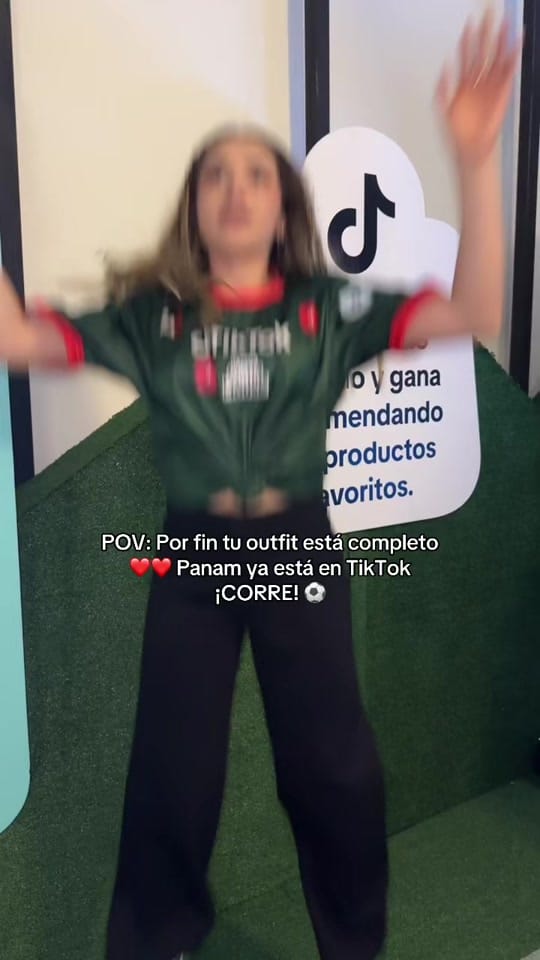 Post 1 by Fergie| Ley de Atracción|Vlog on TikTok (video)