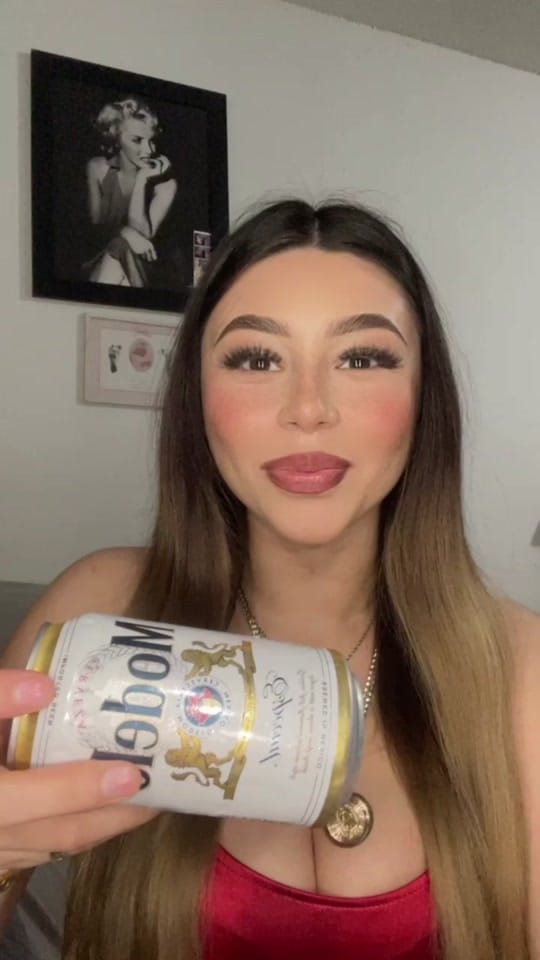 Post 8 by l1l1ana.06 on TikTok (video)