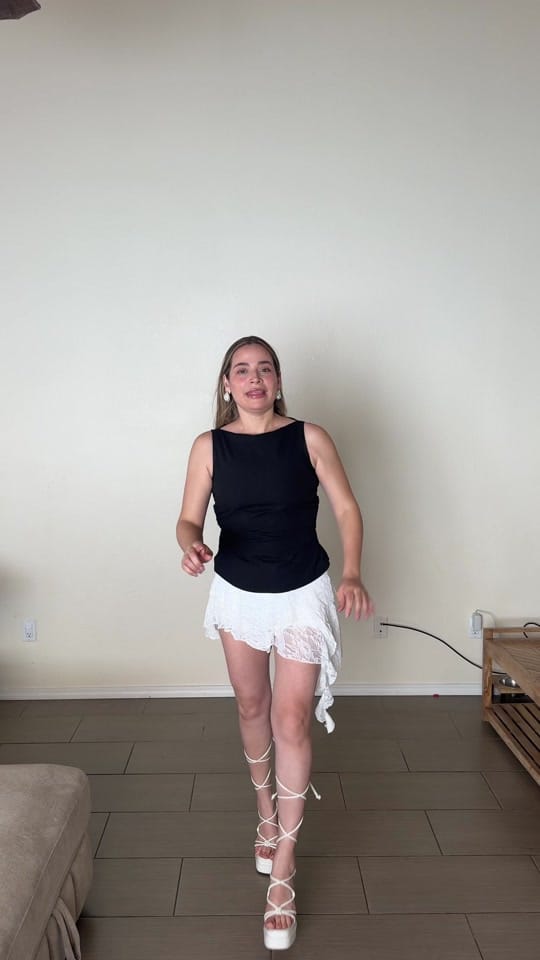 Post 4 by by andrea leon on TikTok (video)
