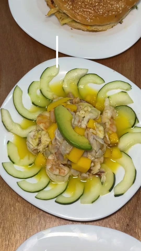 Post 2 by Chino Ortega on TikTok (video)