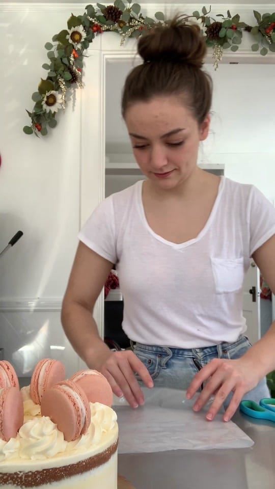 Post 6 by Claire Raposo on TikTok (video)