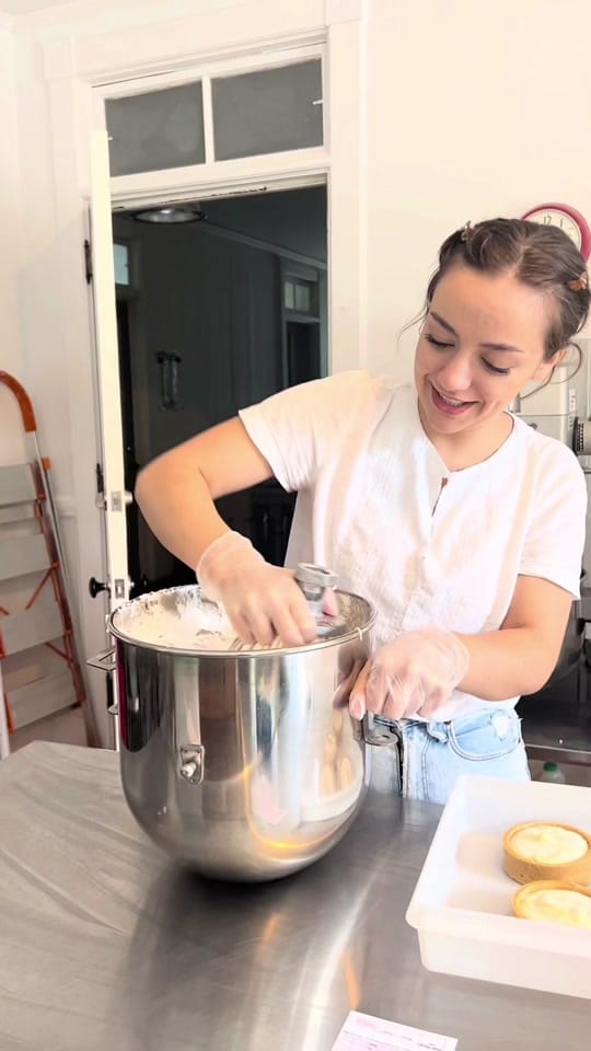 Post 3 by Claire Raposo on TikTok (video)
