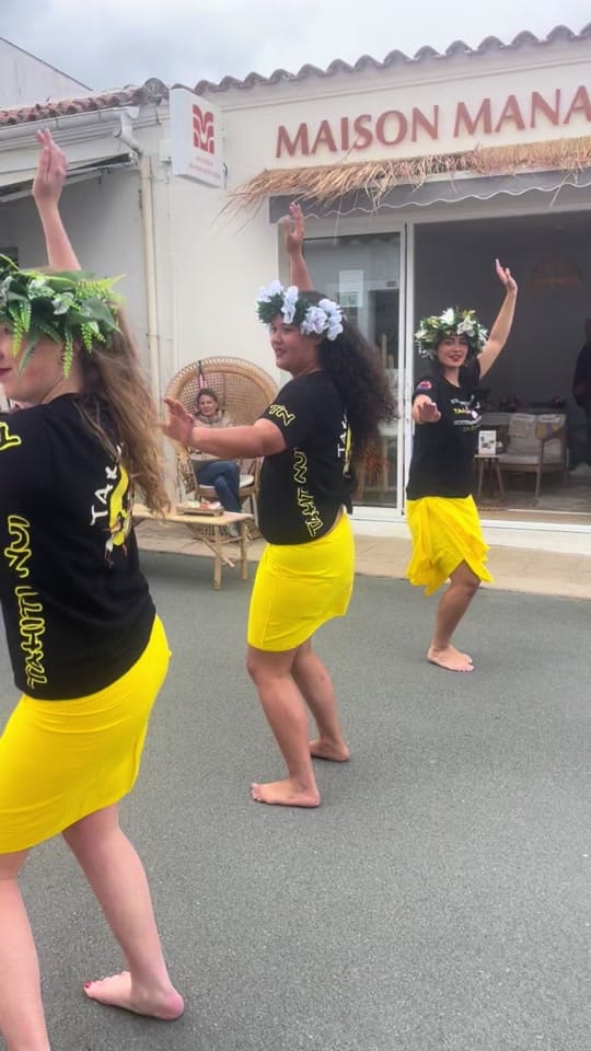 Post 1 by TahitiNui la Rochelle on TikTok (video)