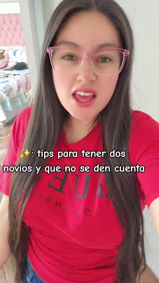 Post 4 by Ana Hinojosa on TikTok (video)