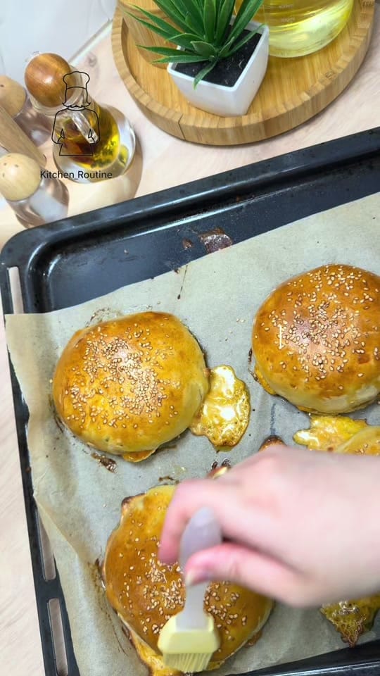 Post 4 by kitchen_routine on TikTok (video)