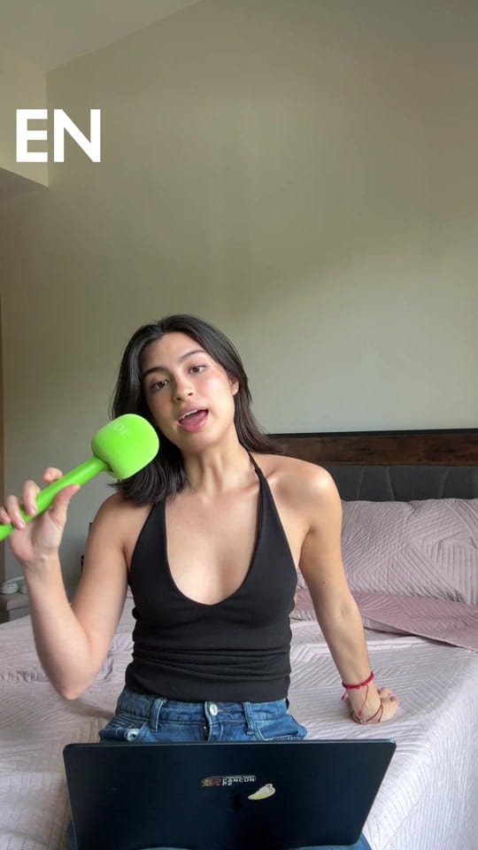 Post 2 by Yeni Reyes on TikTok (video)