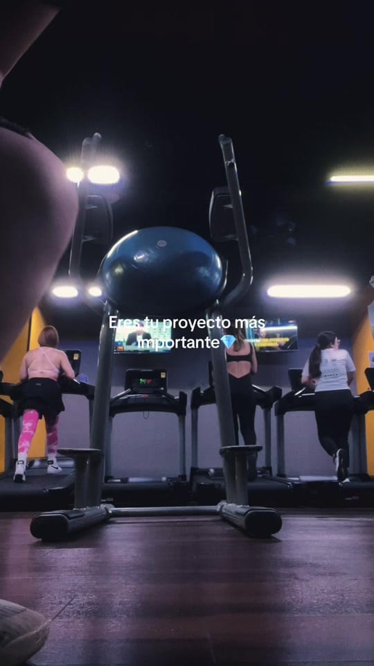 Post 5 by anlesssk on TikTok (video)