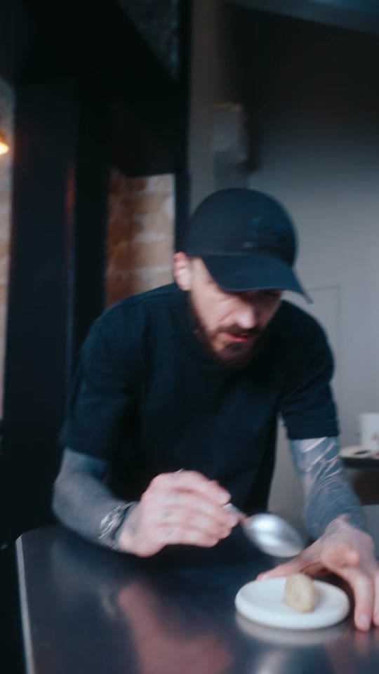Post 1 by Guillaume Sanchez on TikTok (video)