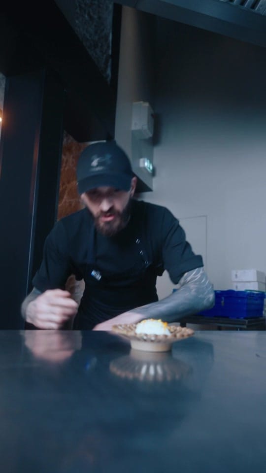 Post 4 by Guillaume Sanchez on TikTok (video)