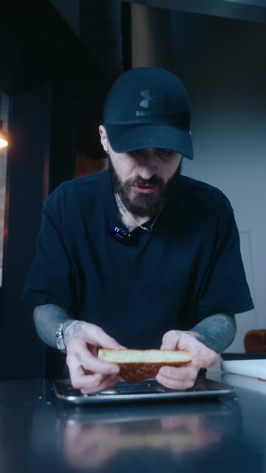 Post 5 by Guillaume Sanchez on TikTok (video)