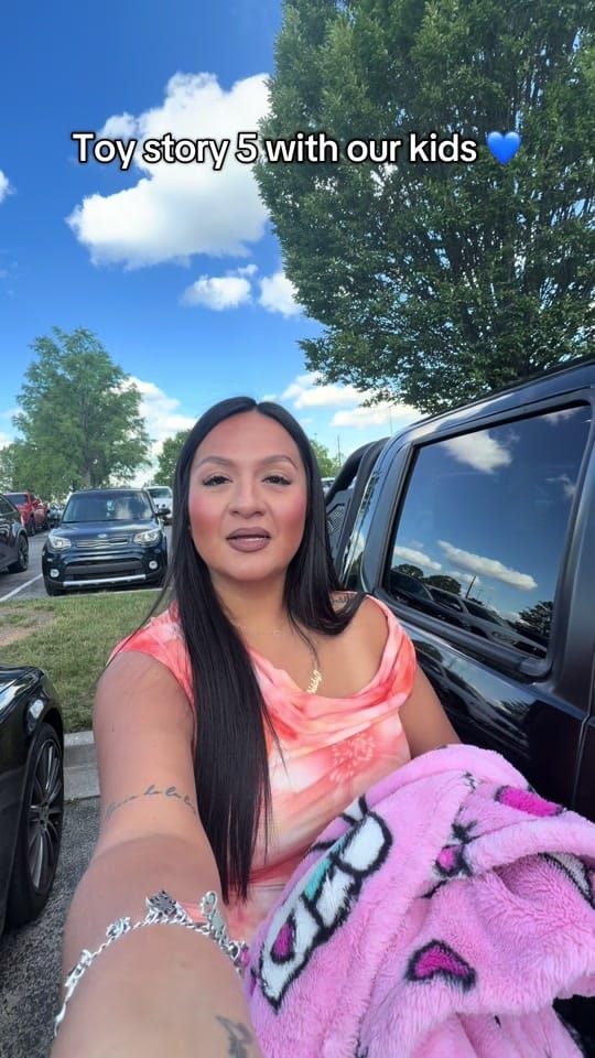 Post 4 by 🎀 Neidy | Mamax3 ⚾️ 🩰 on TikTok (video)