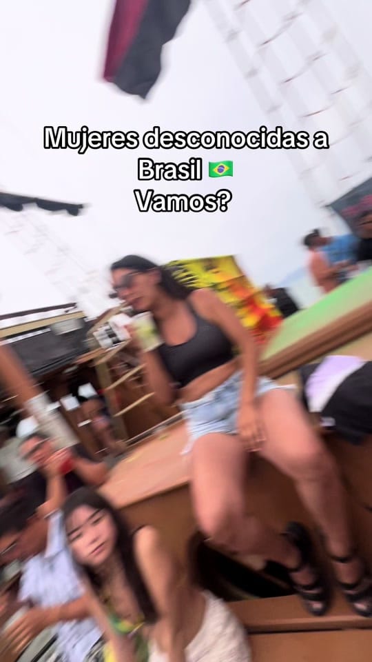 Post 10 by Mariel Yamile on TikTok (video)