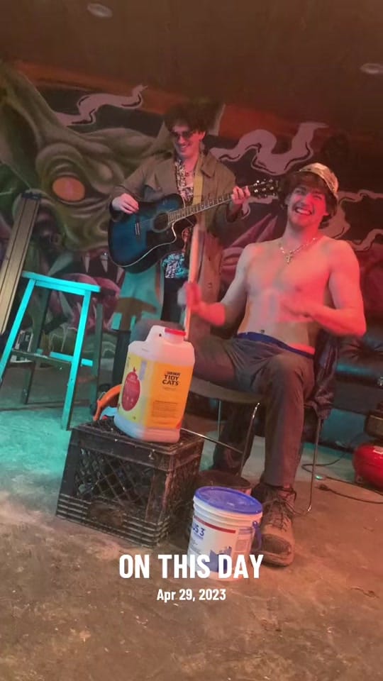 Post 8 by Tiny House Tom on TikTok (video)