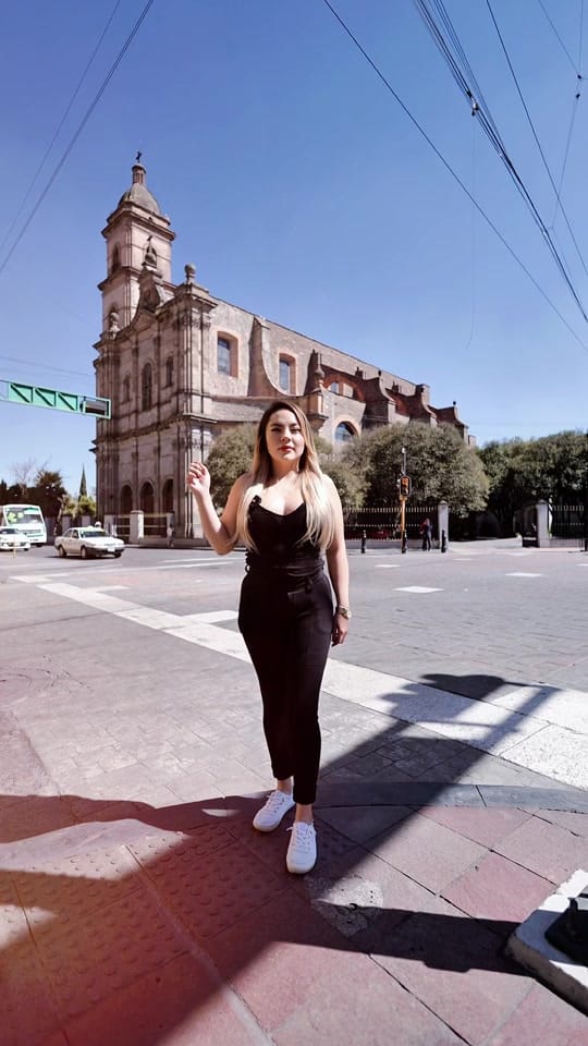 Post 5 by Brenda Hurtado | Content Creat on TikTok (video)