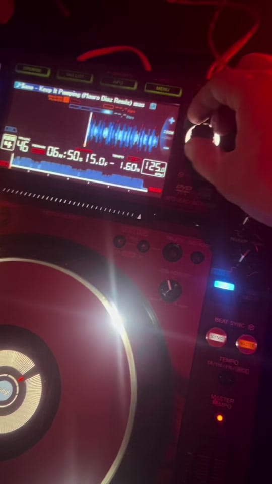 Post 4 by Francesco Gross on TikTok (video)