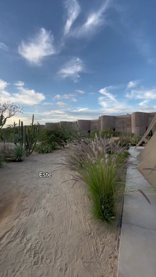 Post 9 by La Hotelista on TikTok (video)