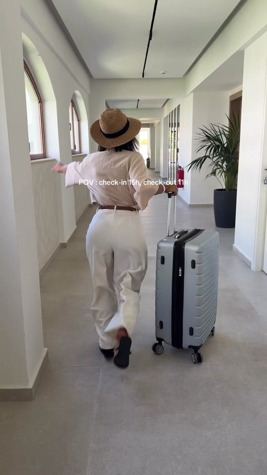 Post 4 by elyanaaedtravel on TikTok (video)