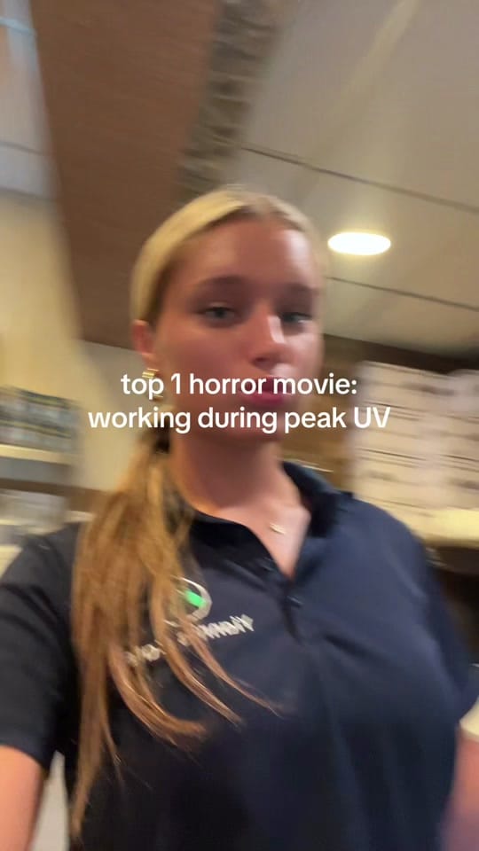 Post 2 by emiliana 😜 on TikTok (video)