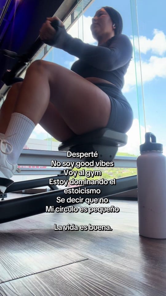 Post 2 by Karely Marroquín on TikTok (video)
